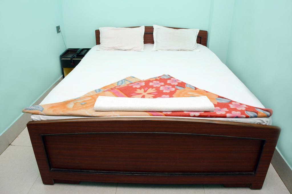 Hotel Nirmal Inn Bhubaneswar Room photo